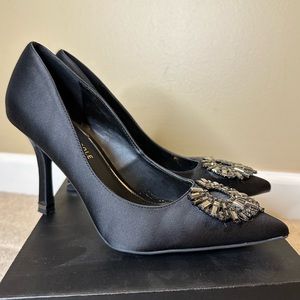 KENNETH COLE Romi Stardust Pointed Toe Pump